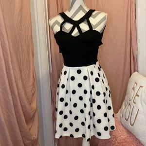 I am selling a black and white formal dress